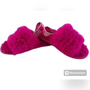 UGG Kids Slippers in Bright Pink